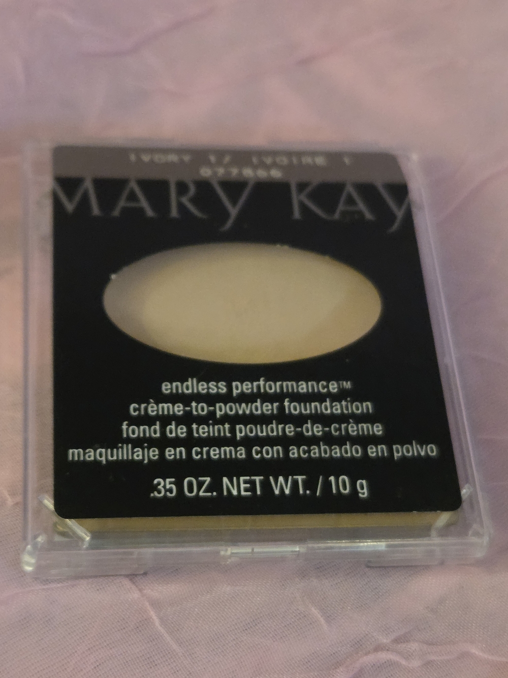 Mary Kay Crème-to-Powder Foundation - Ivory Shade